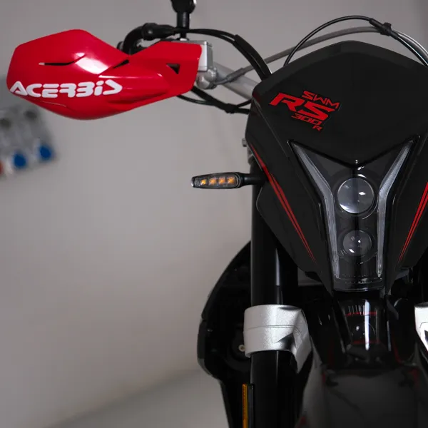 rs300_nerarossa_dettagli-6